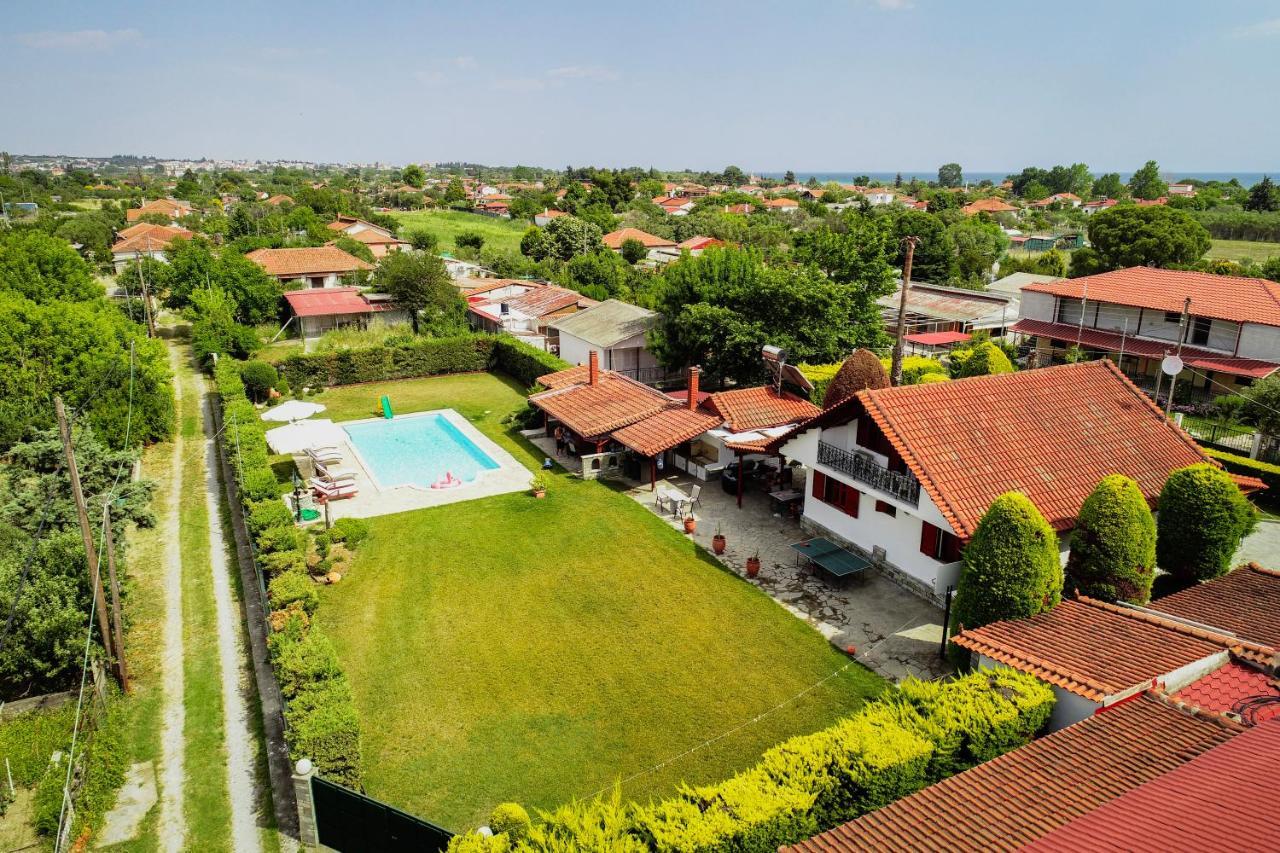 Renaissance Holidays Villa Nea Kallikrateia Exterior foto